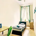 Grampa's Hostal