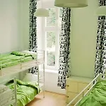 Hostel Grampa's