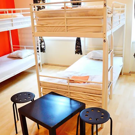 Grampa's Hostel *